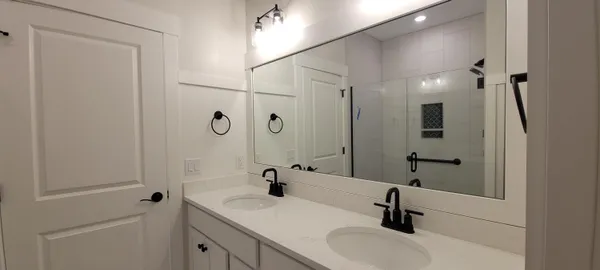 $510,000 | 5553 Canal Avenue Southwest, Unit 64, Wyoming, MI 49418