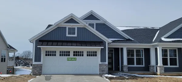 $510,000 | 5553 Canal Avenue Southwest, Unit 64, Wyoming, MI 49418