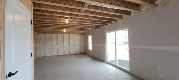 $510,000 | 5553 Canal Avenue Southwest, Unit 64, Wyoming, MI 49418
