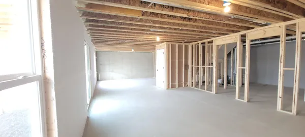 $510,000 | 5553 Canal Avenue Southwest, Unit 64, Wyoming, MI 49418