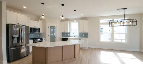 $510,000 | 5553 Canal Avenue Southwest, Unit 64, Wyoming, MI 49418