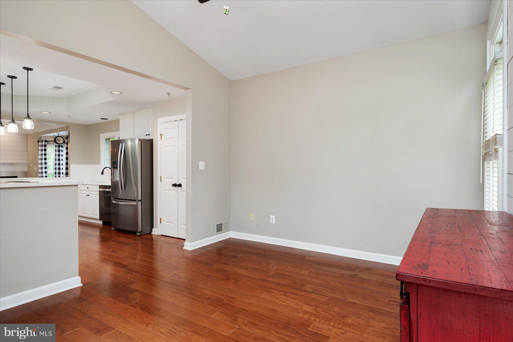 301 Colony Point Place Edgewater, MD 21037 - Photo 20 of 34
