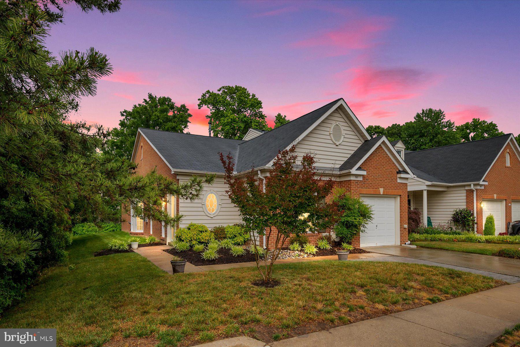 301 Colony Point Place Edgewater, MD 21037 - Photo 2 of 34