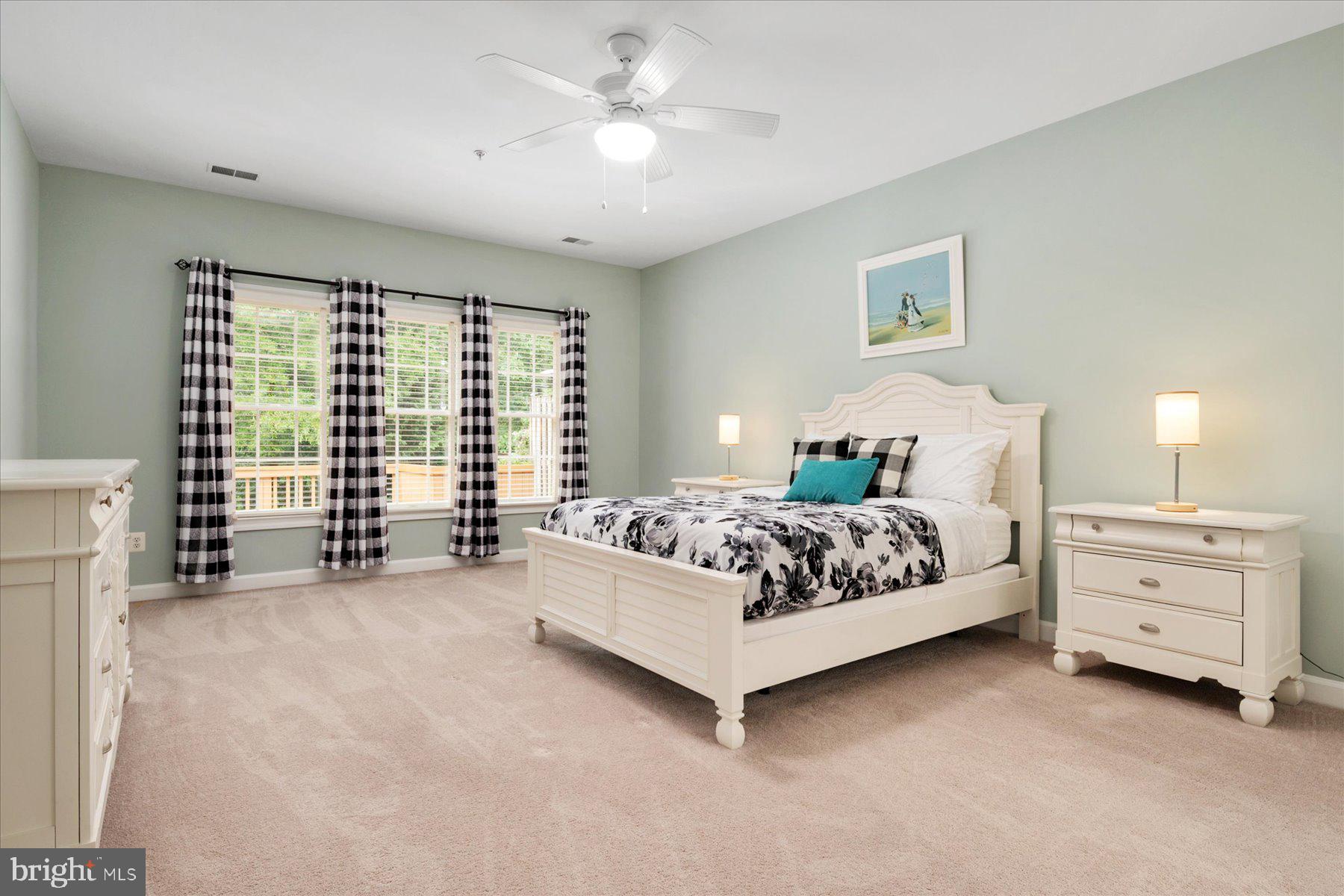 301 Colony Point Place Edgewater, MD 21037 - Photo 21 of 34