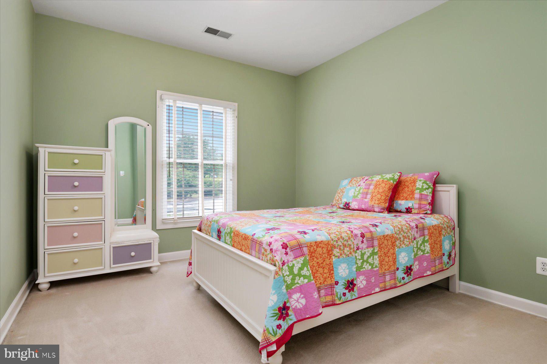 301 Colony Point Place Edgewater, MD 21037 - Photo 26 of 34