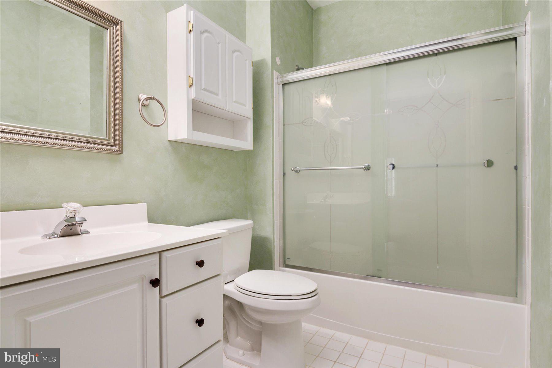 301 Colony Point Place Edgewater, MD 21037 - Photo 28 of 34