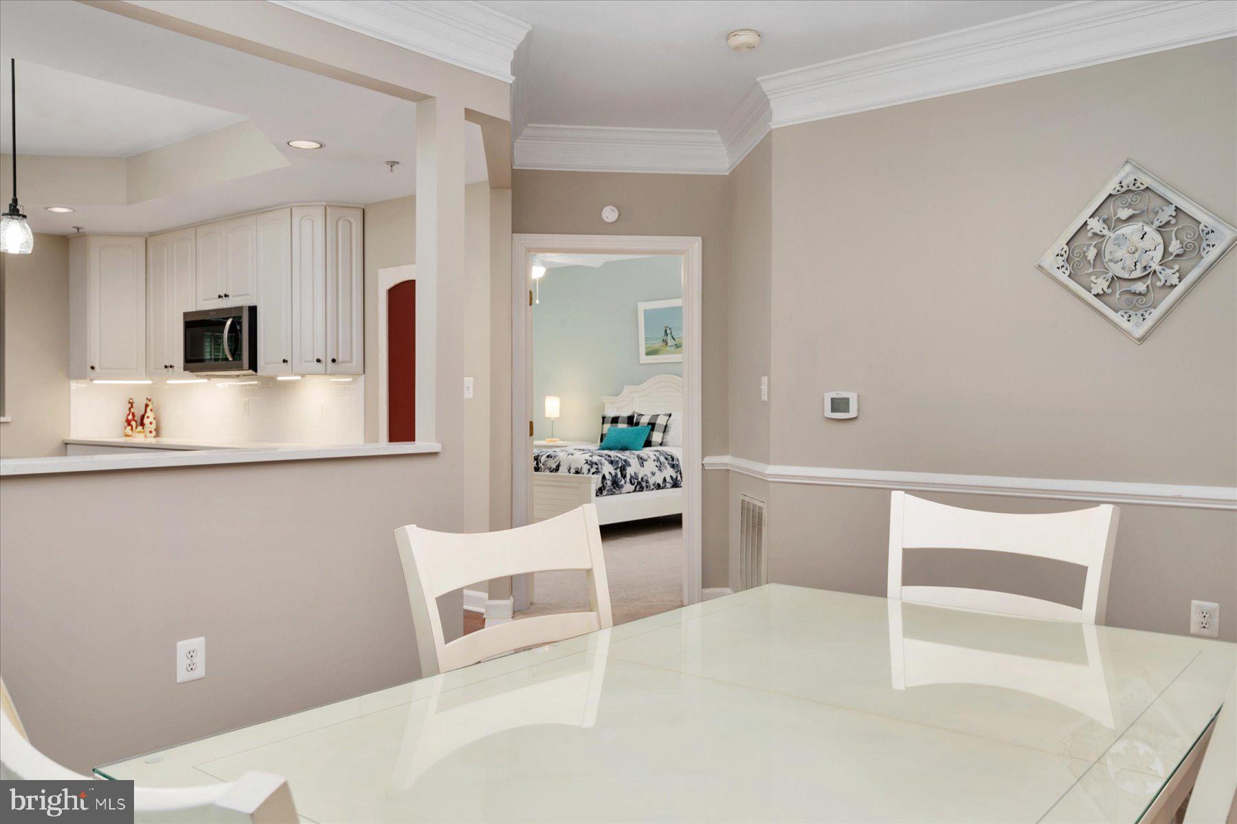 301 Colony Point Place Edgewater, MD 21037 - Photo 8 of 34