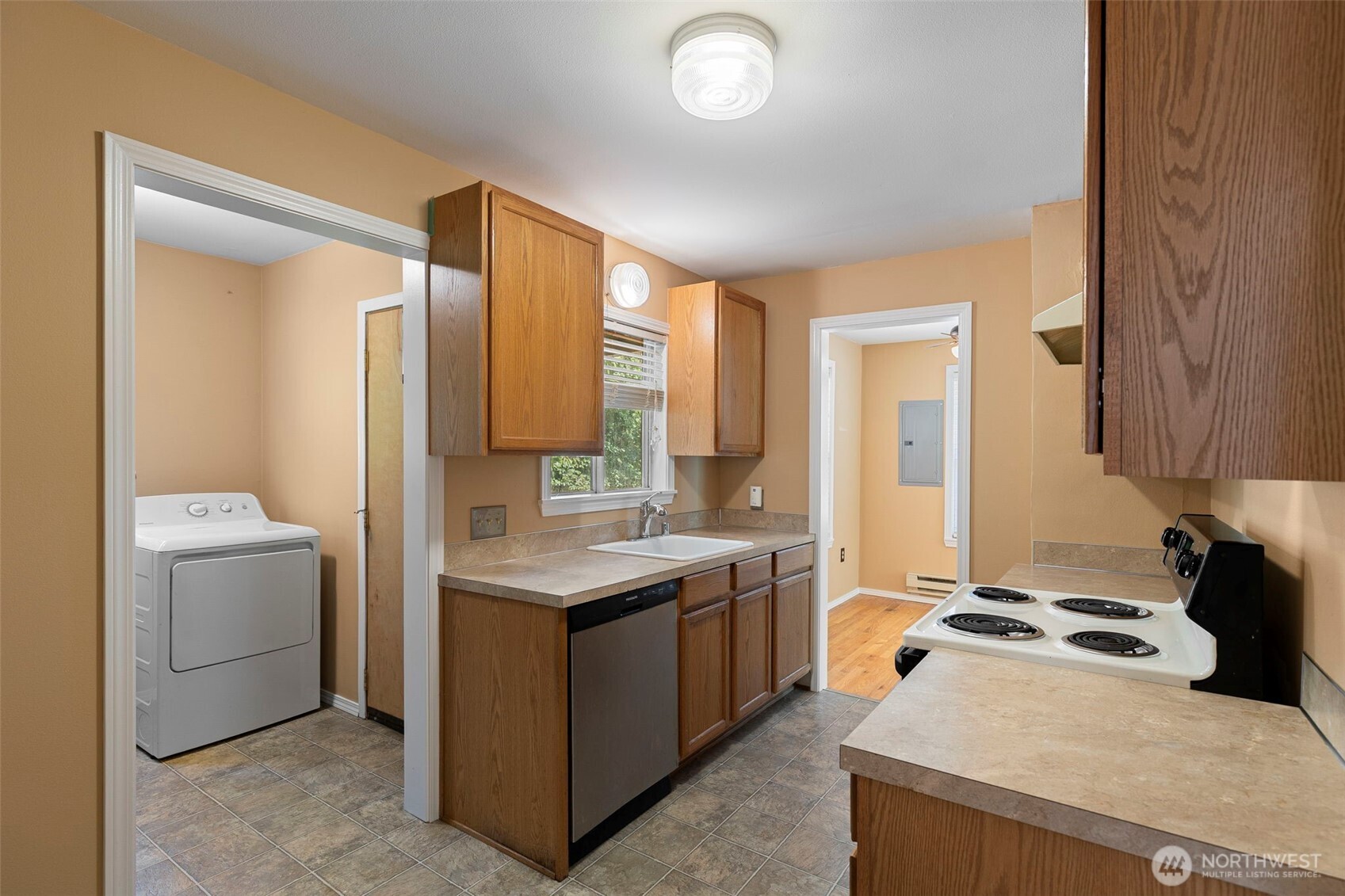 932 Retsil Road Southeast Port Orchard, WA 98366 - Photo 16 of 40