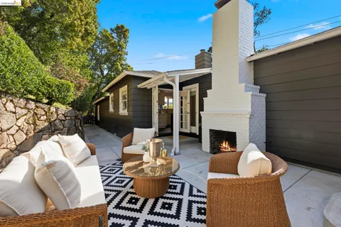 $895,000 | 5701 Snake Road, Oakland, CA 94611