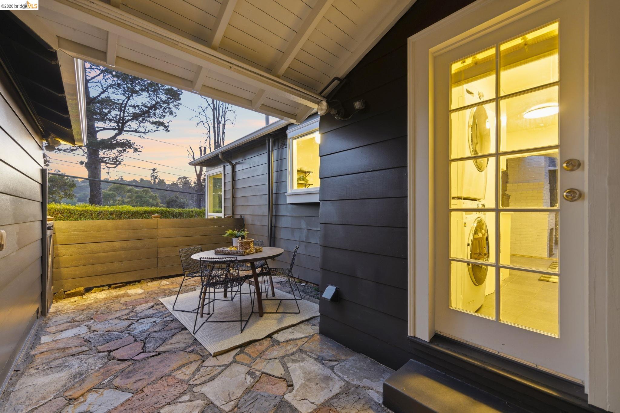 5701 Snake Road Oakland, CA 94611 - Photo 35 of 58