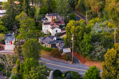 $895,000 | 5701 Snake Road, Oakland, CA 94611