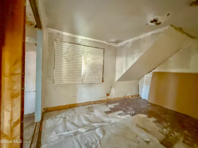 $99,000 | 3402 Highway 7, Hoosick Falls, NY 12090