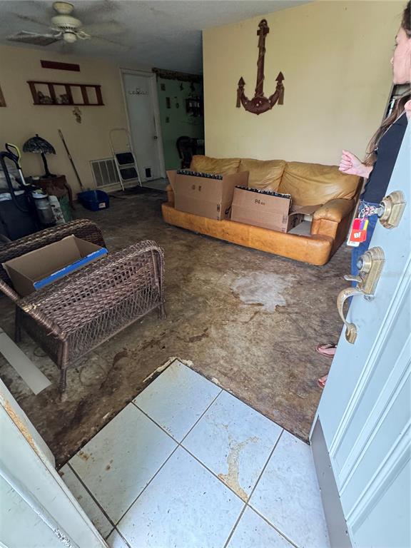 7721 Embassy Boulevard Port Richey, FL 34668 - Photo 6 of 22 Gallery Image 6