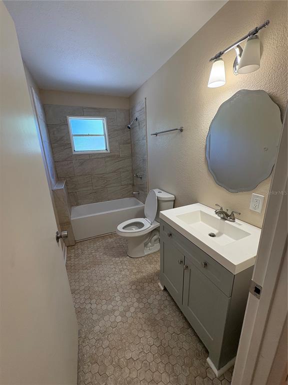 8351 Wakeford Road Lake Wales, FL 33898 - Photo 11 of 26