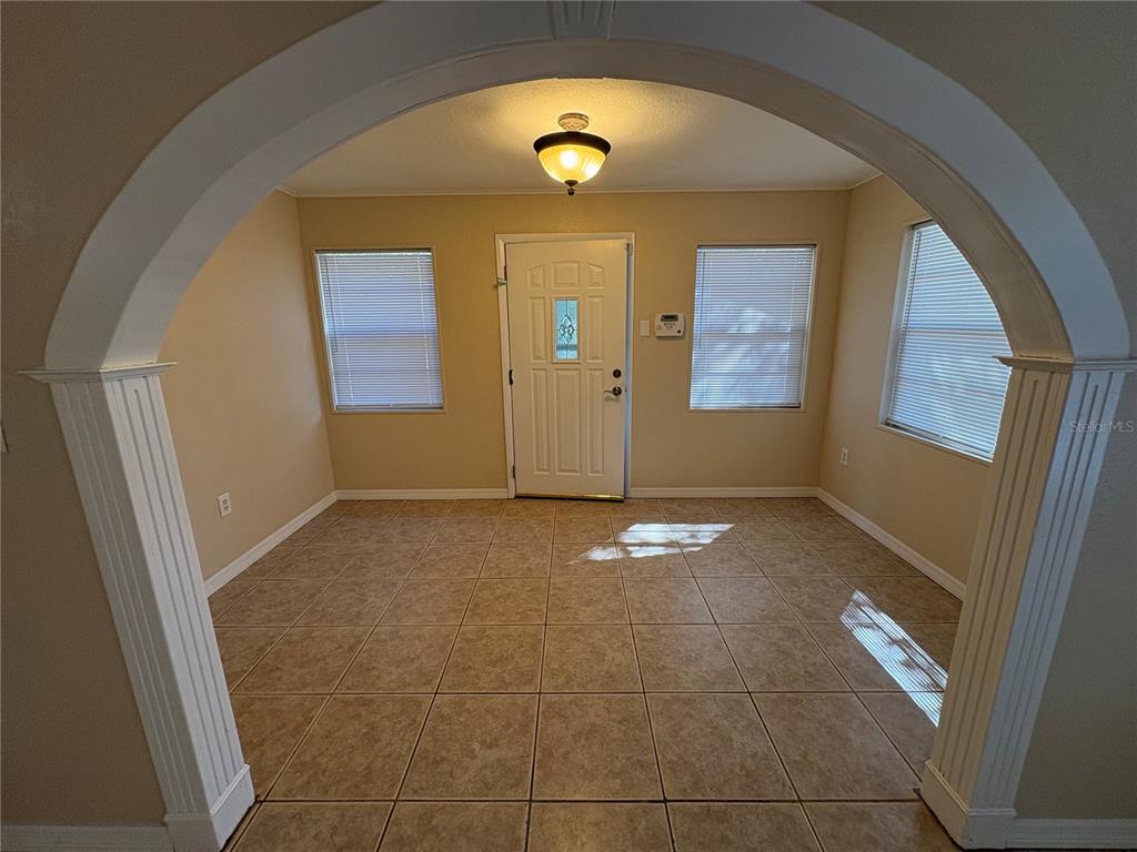 8351 Wakeford Road Lake Wales, FL 33898 - Photo 2 of 26
