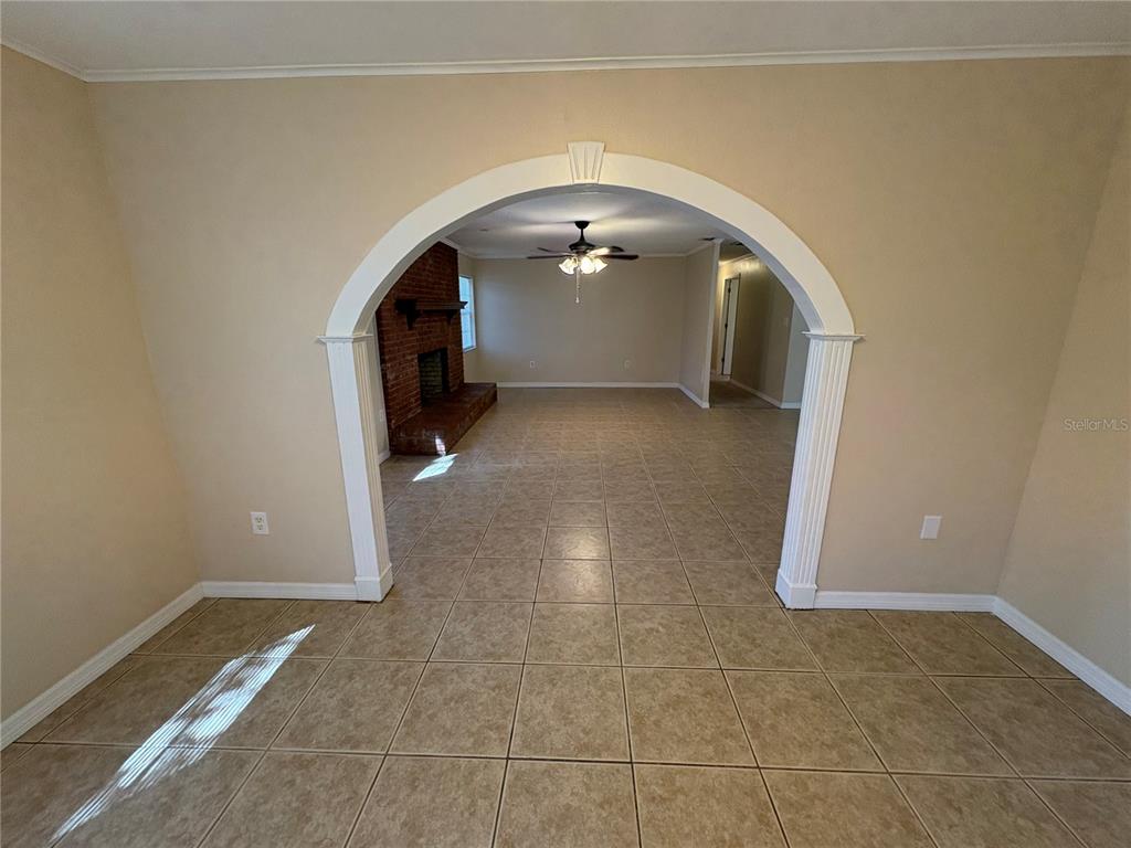 8351 Wakeford Road Lake Wales, FL 33898 - Photo 3 of 26