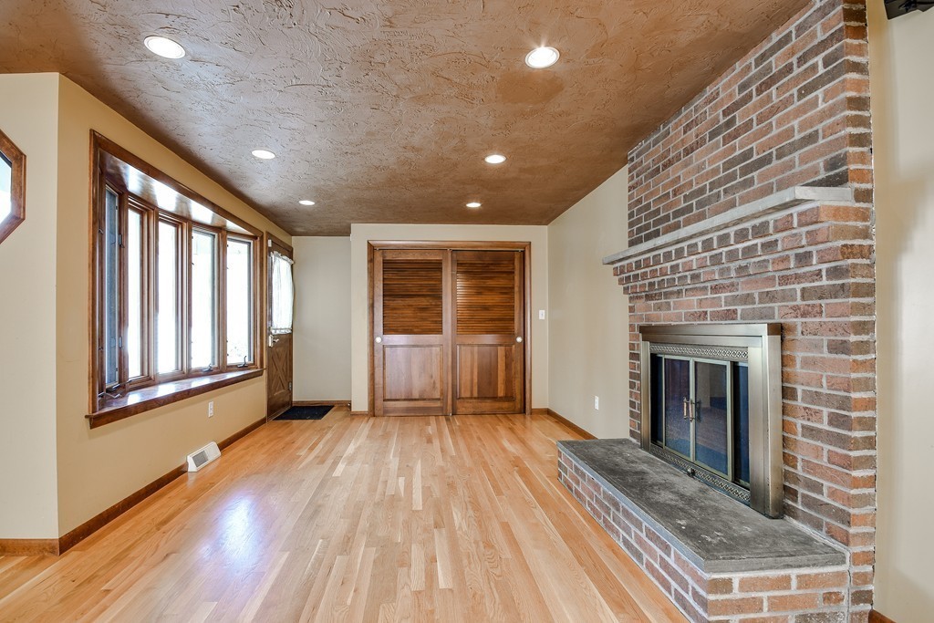 24 Guild Road Framingham, MA 01702 - Photo 11 of 20 Gallery Image 11