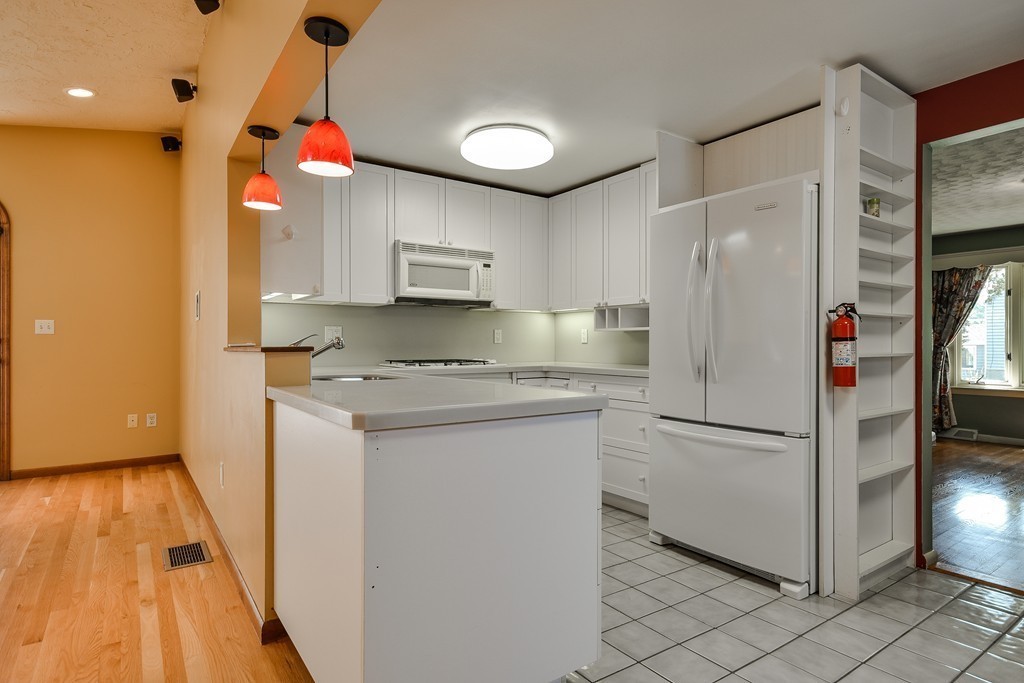 24 Guild Road Framingham, MA 01702 - Photo 9 of 20 Gallery Image 9