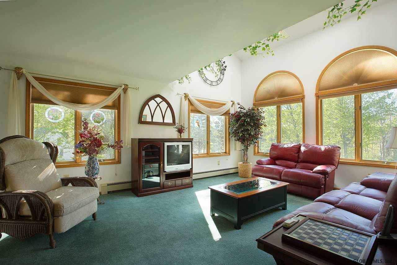 390 Lakeview Road Broadalbin, NY 12025 - Photo 6 of 25 Photo 6