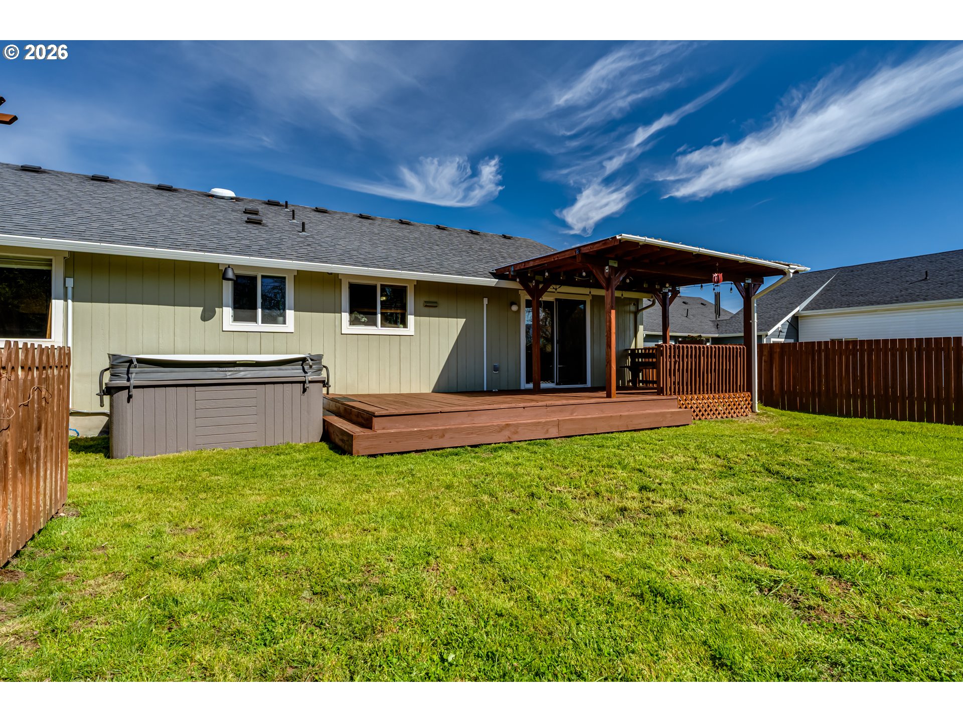 549 Gilfry Avenue Creswell, OR 97426 - Photo 38 of 44 a house view with a garden space