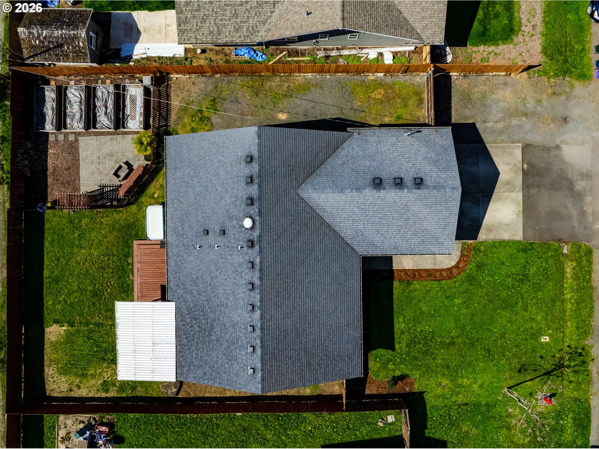 549 Gilfry Avenue Creswell, OR 97426 - Photo 43 of 44 an aerial view of house with yard