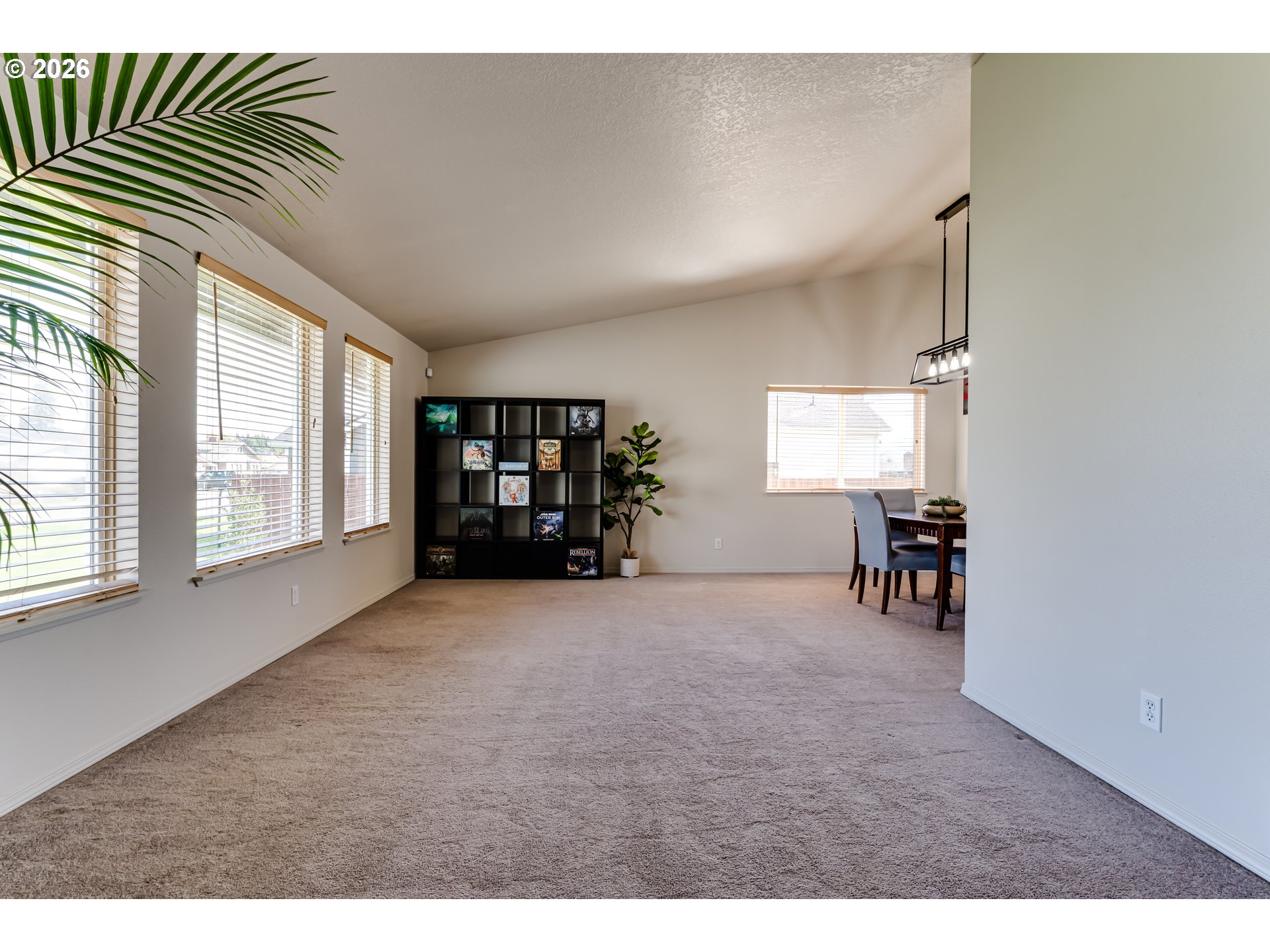 549 Gilfry Avenue Creswell, OR 97426 - Photo 9 of 44 a view of an empty room with a window