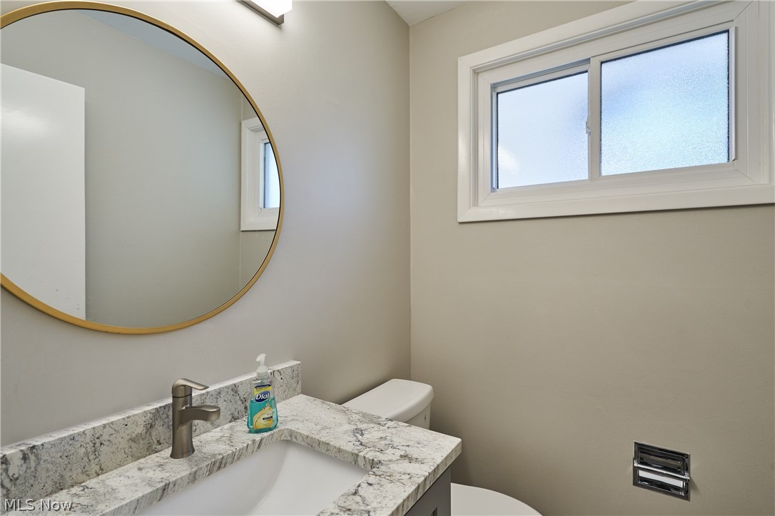 38902 Johnnycake Ridge Road Willoughby, OH 44094 - Photo 9 of 28 Gallery Image 9