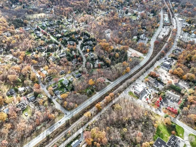 $349,000 | 33 Whitehall Road, Montville, NJ 07082