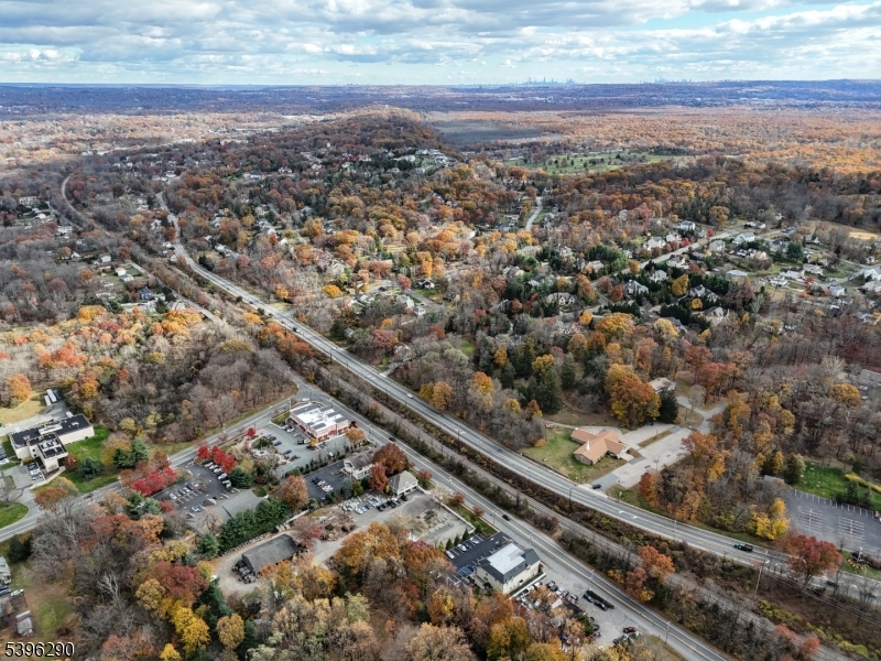 33 Whitehall Road Montville, NJ 07082 - Photo 28 of 32 an aerial view of city