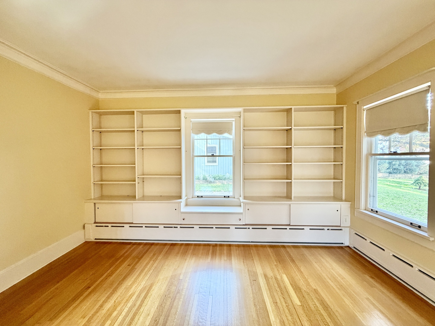 841 Douglas Avenue Elgin, IL 60120 - Photo 13 of 75 a view of a bathtub and window in a room