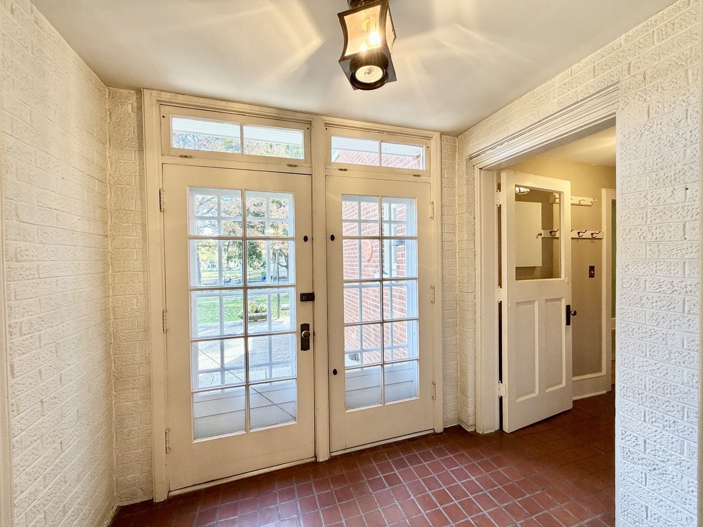 841 Douglas Avenue Elgin, IL 60120 - Photo 33 of 75