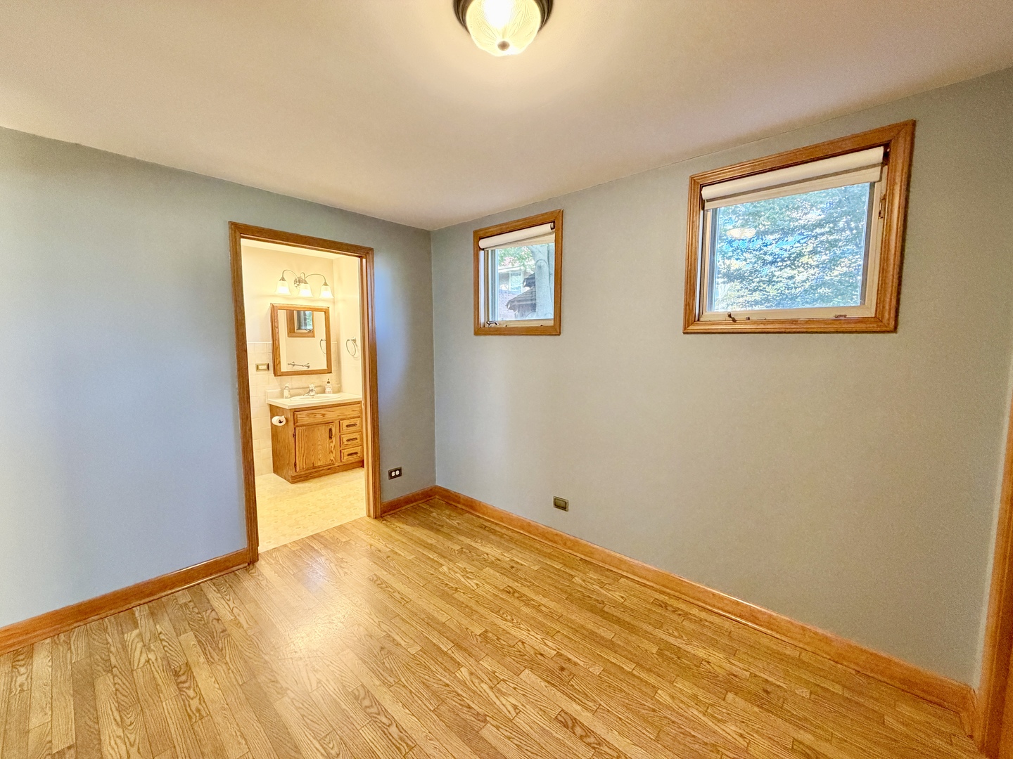 841 Douglas Avenue Elgin, IL 60120 - Photo 38 of 75 a view of an empty room with a window