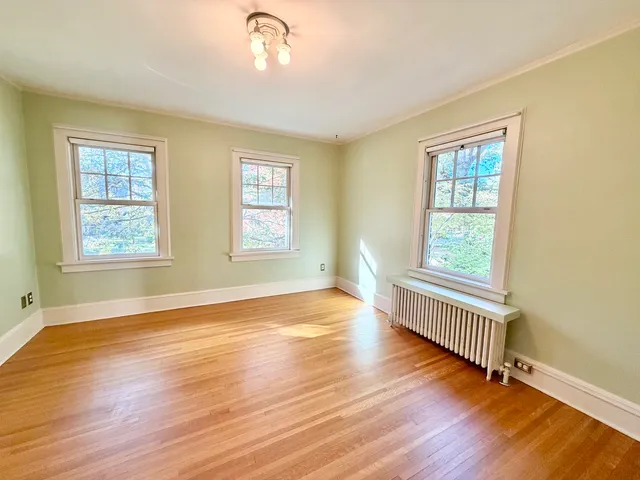 $550,000 | 841 Douglas Avenue, Elgin, IL 60120