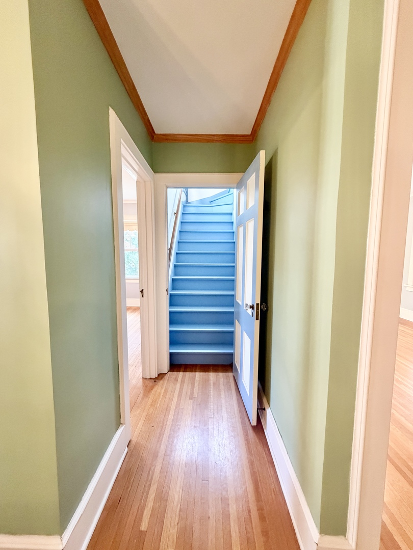 841 Douglas Avenue Elgin, IL 60120 - Photo 61 of 75 a view of entryway with wooden floor