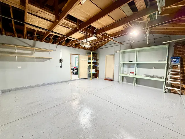 $550,000 | 841 Douglas Avenue, Elgin, IL 60120