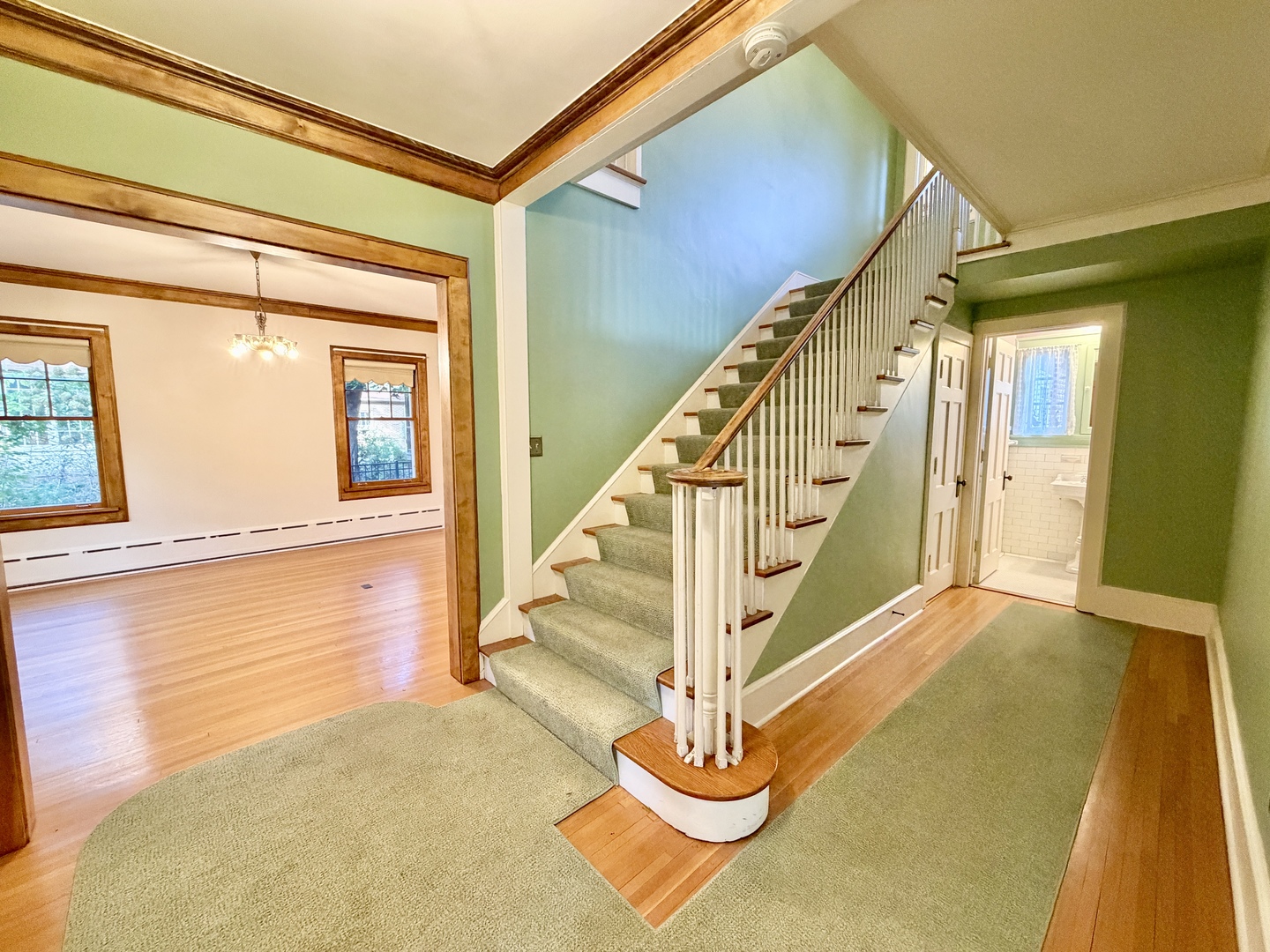 841 Douglas Avenue Elgin, IL 60120 - Photo 9 of 75