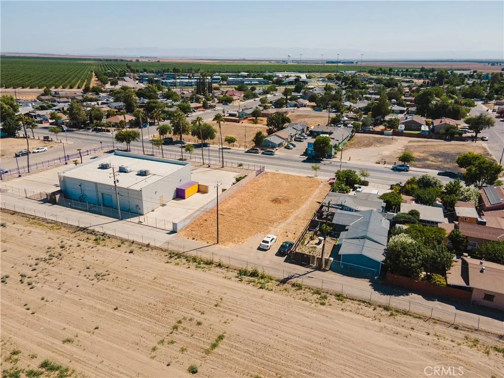 0 Oller Mendota, CA 93640 - Photo 9 of 13 an aerial view of a beach