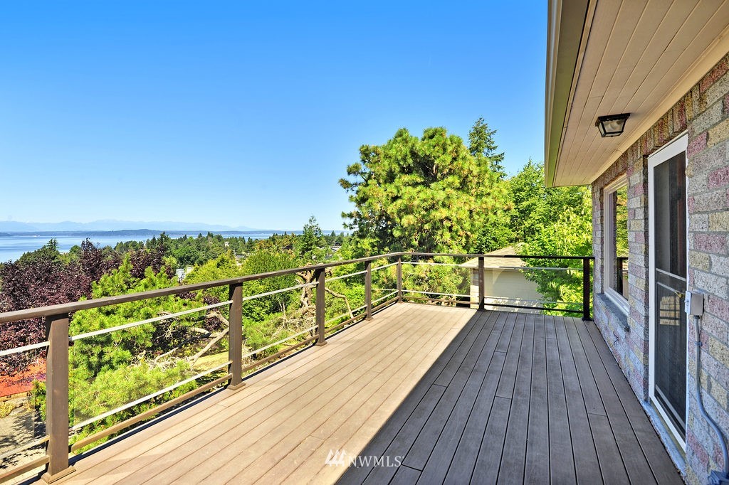 4122 Southwest Frontenac Street Seattle, WA 98136 - Photo 7 of 19