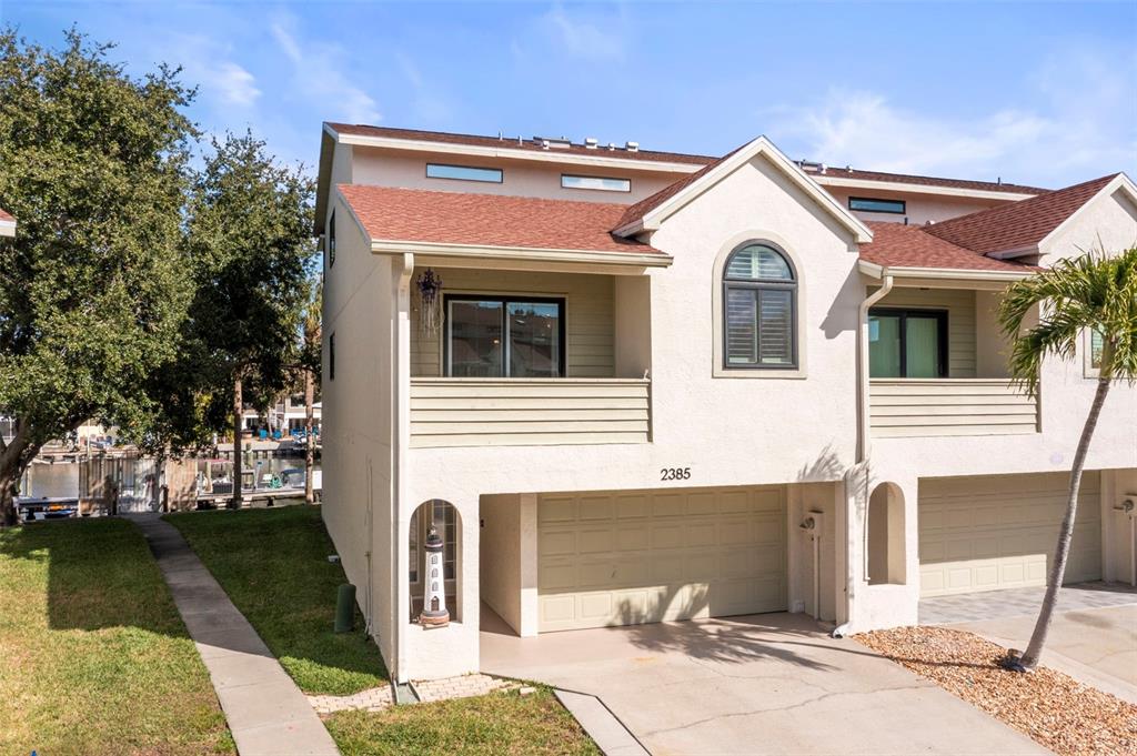 2385 Hanover Drive Dunedin, FL 34698 - Photo 2 of 87