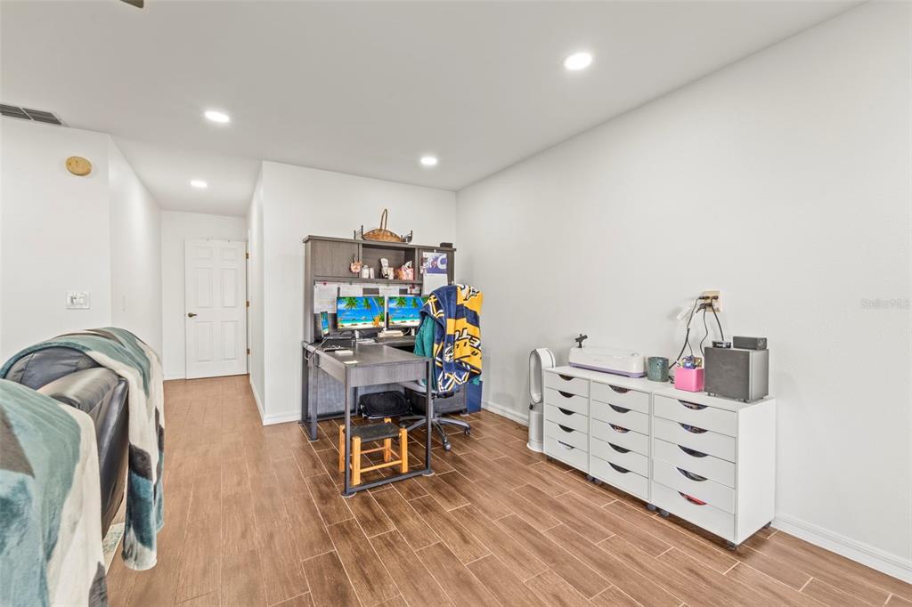 2385 Hanover Drive Dunedin, FL 34698 - Photo 41 of 87