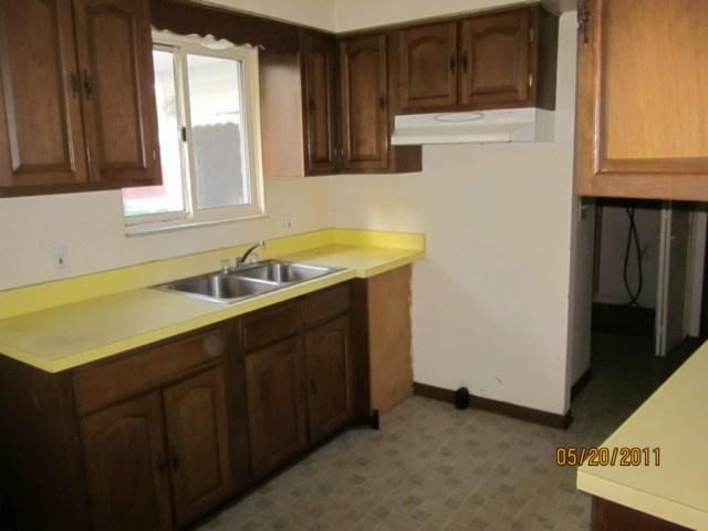 5366 Remer Road East China, MI 48054 - Photo 3 of 9 31058960-2.JPG