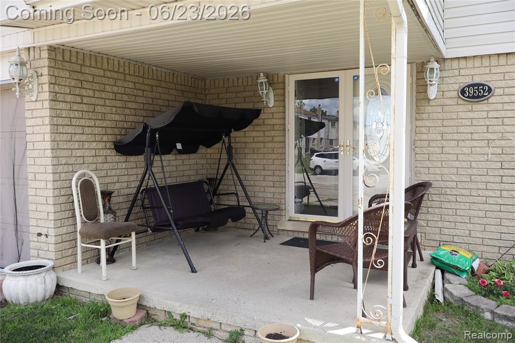 39552 Forbes Drive Sterling Heights, MI 48310 - Photo 5 of 45