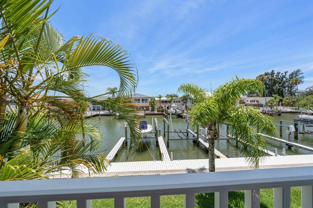 659 Garland Circle Indian Rocks Beach, FL 33785 - Photo 11 of 64