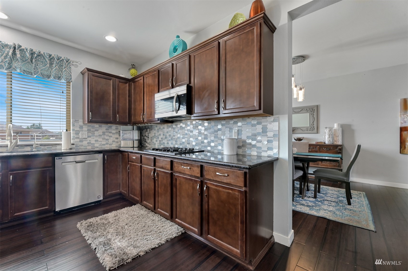 955 Lyle Ridge Circle Oak Harbor, WA 98277 - Photo 13 of 39 Gallery Image 13