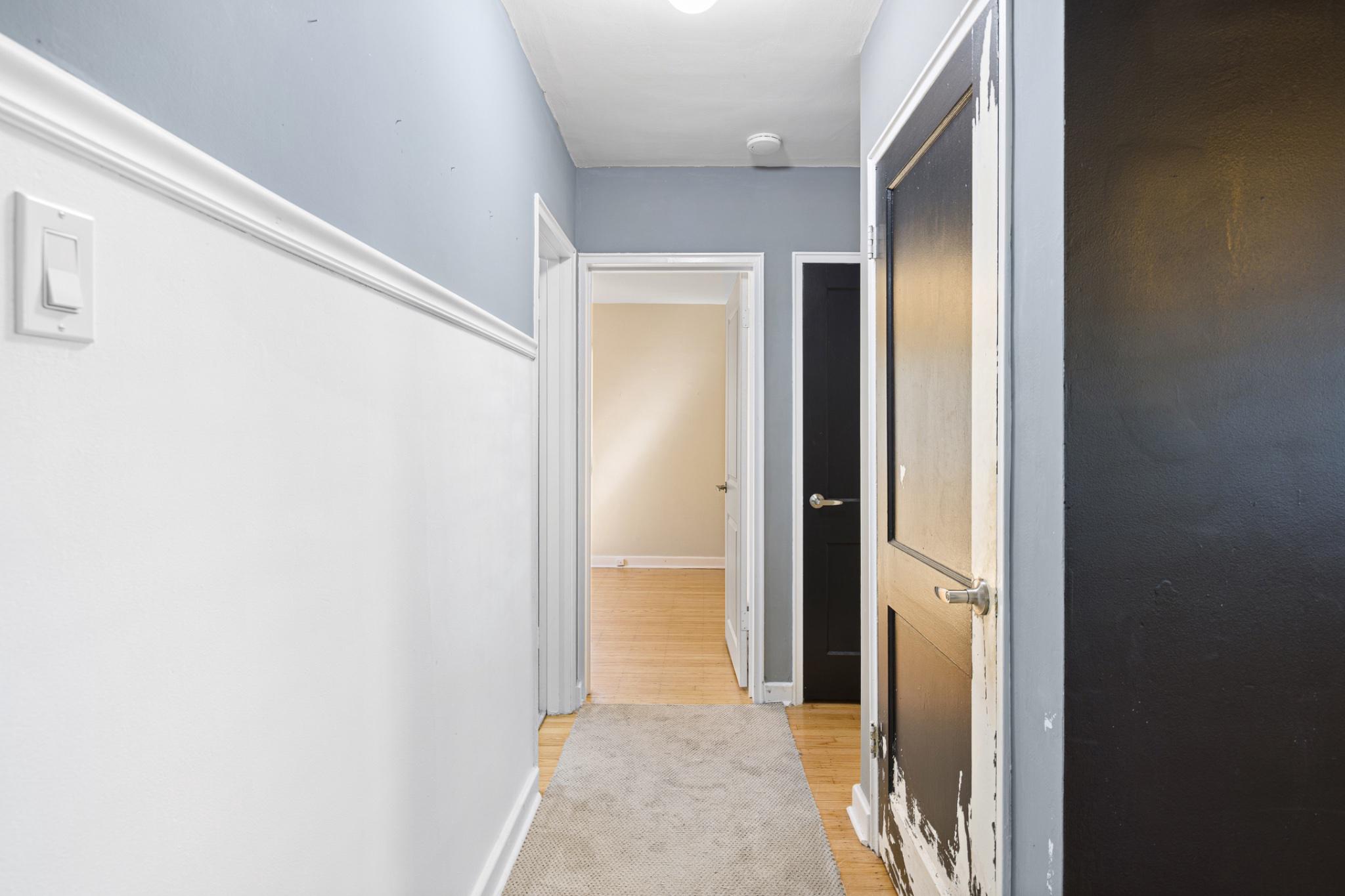 4 Virginia Avenue Palmyra, NJ 08065 - Photo 13 of 28 Hallway to bedrooms and bathroom