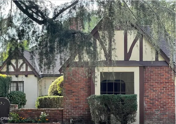 $5,800 | 999 North Holliston Avenue, Pasadena, CA 91104
