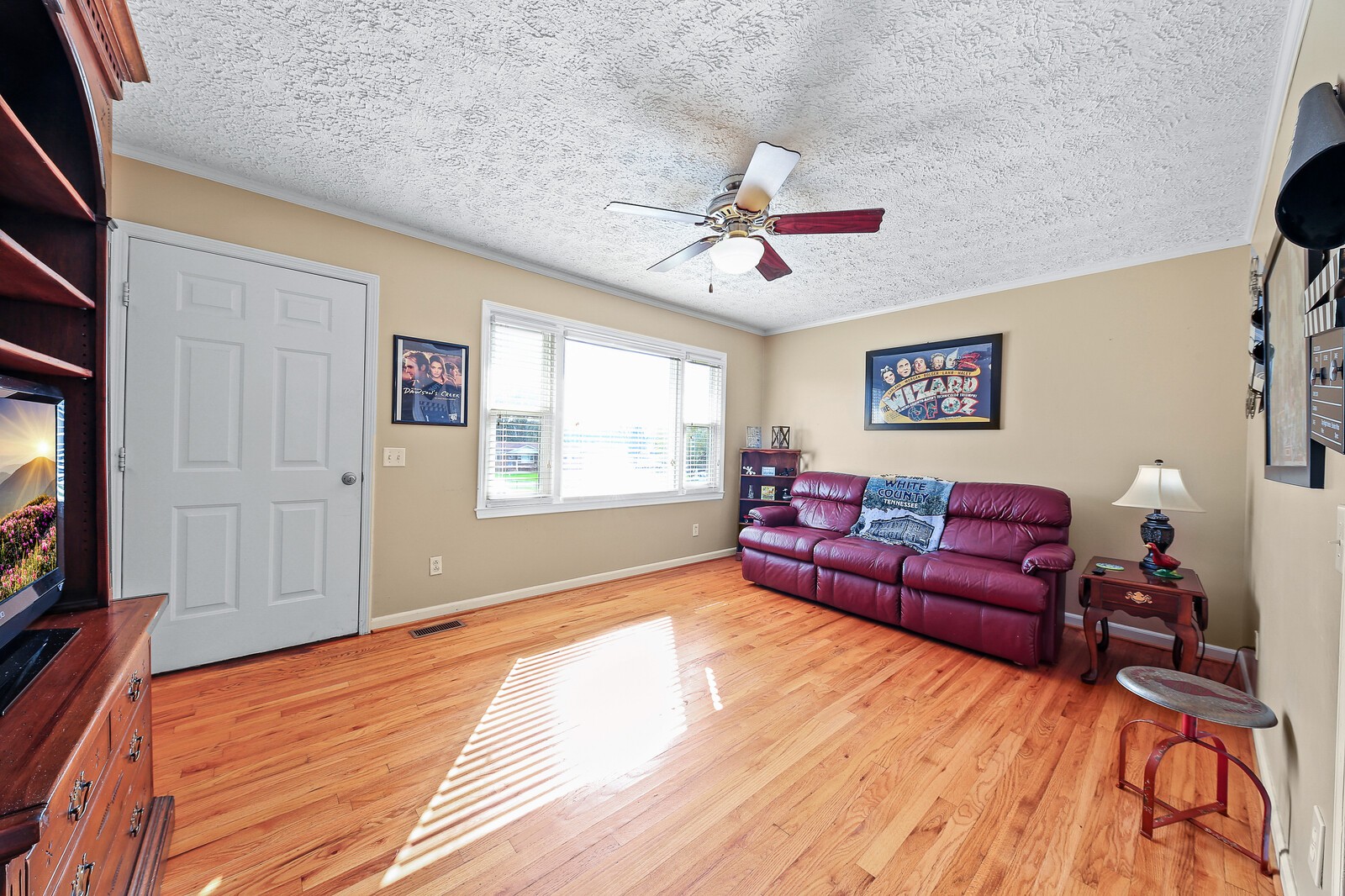 403 Hayes Subdivision Road Sparta, TN 38583 - Photo 9 of 31 Gallery Image 9