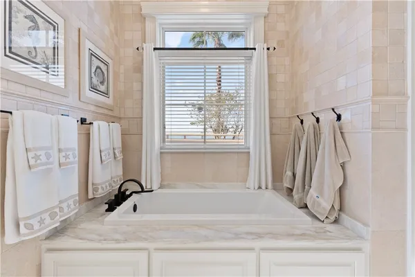 $8,490,000 | 316 Yacht Club Lane, St. Simons Island, GA 31522