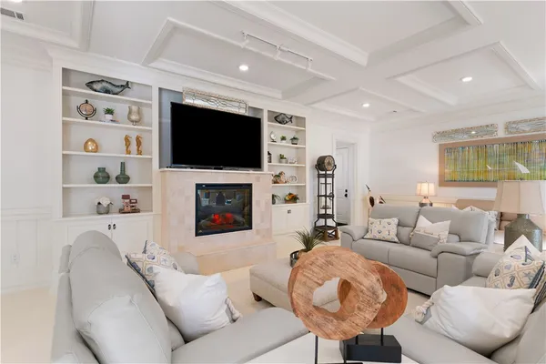 $8,490,000 | 316 Yacht Club Lane, St. Simons Island, GA 31522