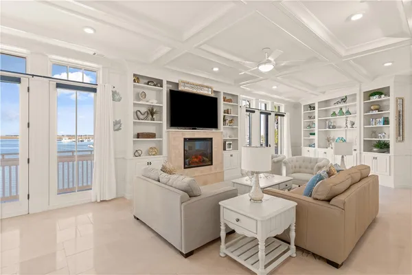 $8,490,000 | 316 Yacht Club Lane, St. Simons Island, GA 31522